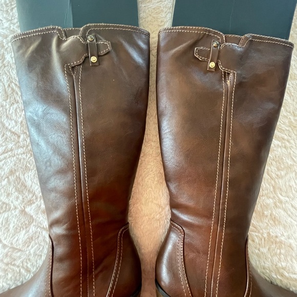 Dr. Scholl’s Brilliance Wide Calf Boots - Picture 2 of 9